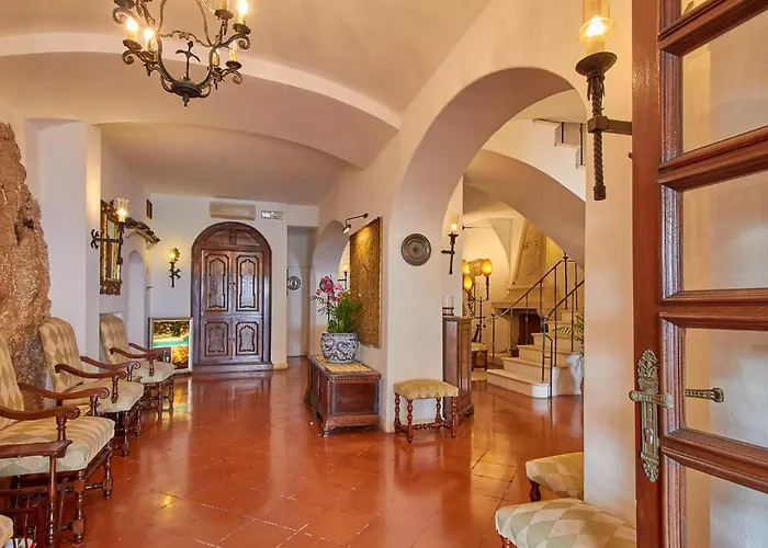 Hotel Punta Est